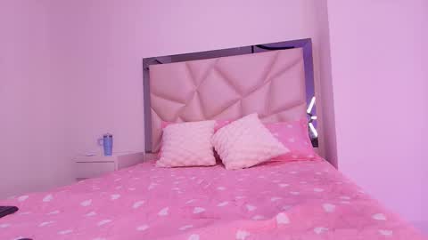 Snapshot of sarak_ chatting on October 28, 2025, 11:58 am Sara online show from October 28, 2025, 11:58 am