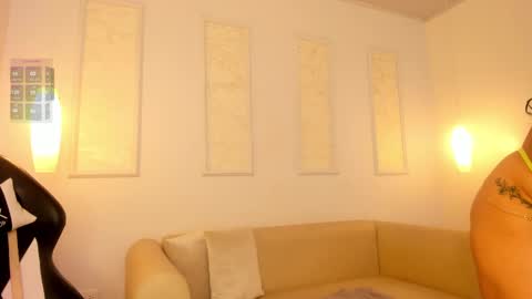 Sara online show from October 6, 2025, 12:13 pm