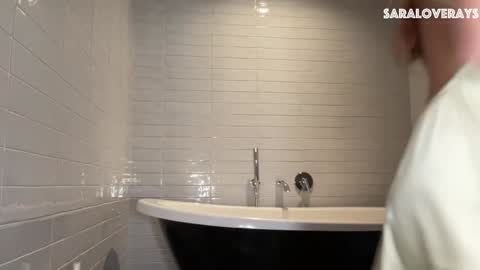 Back from Vacay  Follow for more here  online show from January 19, 2025, 4:01 am