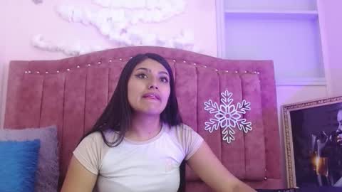 sarastonesx online show from December 30, 2024, 4:20 am