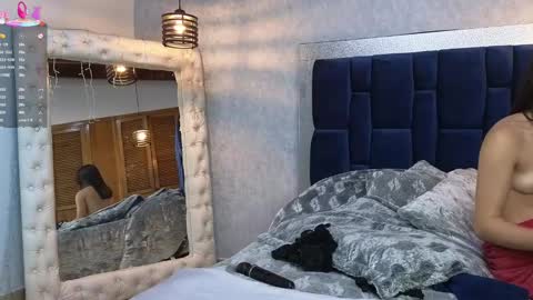 Sara W online show from February 22, 2025, 2:08 pm