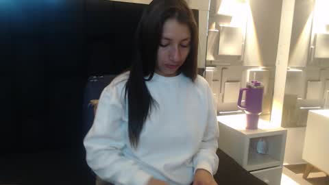 Saray Pink online show from January 15, 2026, 11:48 am