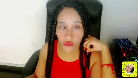 Snapshot of saraylittle chatting on November 15, 2025, 3:59 am Saray online show from November 15, 2025, 3:59 am