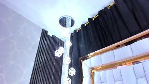 Saray online show from April 12, 2026, 7:52 pm