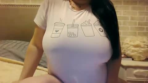 Sara online show from December 10, 2024, 1:32 am