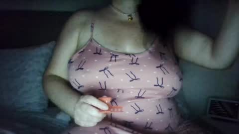 Sara online show from September 29, 2025, 11:42 pm