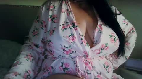 Sara online show from October 4, 2025, 1:31 pm