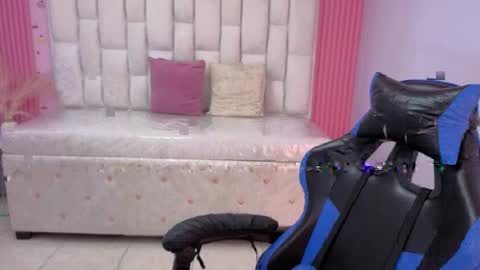 Snapshot of sarita_09_s chatting on May 12, 2026, 8:17 pm Sara online show from May 12, 2026, 8:17 pm