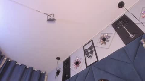 Sara  online show from February 28, 2025, 5:15 am