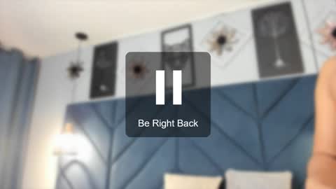 Sara  online show from November 23, 2025, 3:50 am