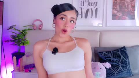 Sara online show from April 30, 2026, 8:48 pm