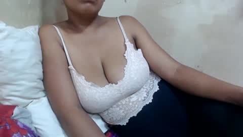 saronette online show from December 21, 2024, 11:55 am