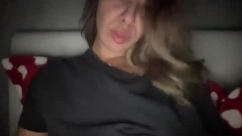 Sarrah online show from October 31, 2025, 9:38 pm