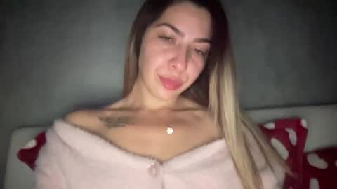 Sarrah online show from November 21, 2025, 11:03 pm