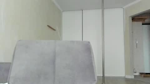 Sasha online show from November 24, 2025, 5:51 am