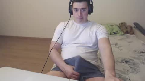 sasha_calvin online show from November 28, 2025, 2:14 am