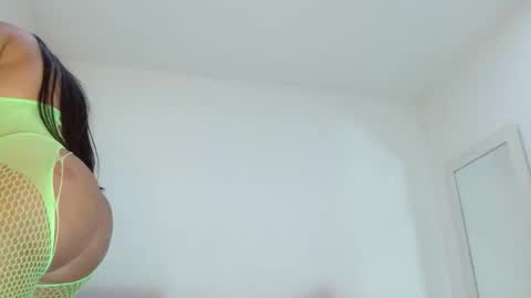 Sasha Creamy online show from November 29, 2025, 2:58 am