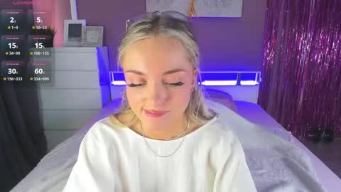 Sasha online show from April 29, 2026, 3:38 pm