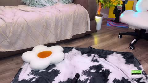 Snapshot of sasha_suprapro chatting on December 18, 2024, 10:13 pm Hi everyone my name is Sasha online show from December 18, 2024, 10:13 pm