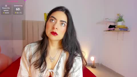 Snapshot of sashaa_petit chatting on October 15, 2025, 11:32 am Sashaa online show from October 15, 2025, 11:32 am