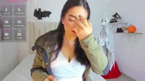 Snapshot of sashaa_petit chatting on October 22, 2025, 11:10 am Sashaa online show from October 22, 2025, 11:10 am