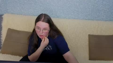 Sasha online show from April 17, 2026, 8:23 pm
