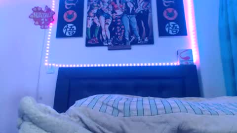 Snapshot of sashayscott chatting on January 12, 2025, 3:17 am Onlyfans  nataliaclaus online show from January 12, 2025, 3:17 am