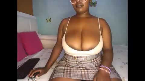 Snapshot of sassy100936 chatting on February 8, 2026, 3:54 am Spicyd online show from February 8, 2026, 3:54 am