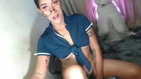  HERA  online show from January 5, 2026, 10:46 pm