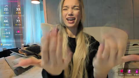 Snapshot of sassyt33n chatting on September 25, 2025, 8:40 am sassyt33n online show from September 25, 2025, 8:40 am