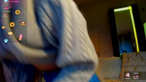 Snapshot of sassyt33n chatting on December 3, 2025, 7:49 am sassyt33n online show from December 3, 2025, 7:49 am