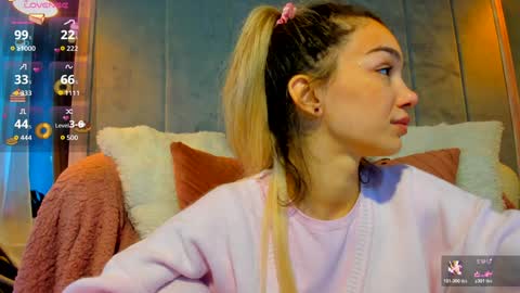 Snapshot of sassyt33n chatting on December 19, 2025, 6:53 am sassyt33n online show from December 19, 2025, 6:53 am