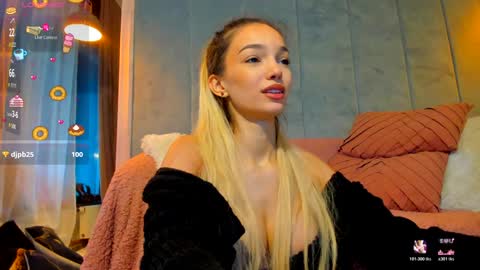 Snapshot of sassyt33n chatting on December 20, 2025, 8:54 am sassyt33n online show from December 20, 2025, 8:54 am