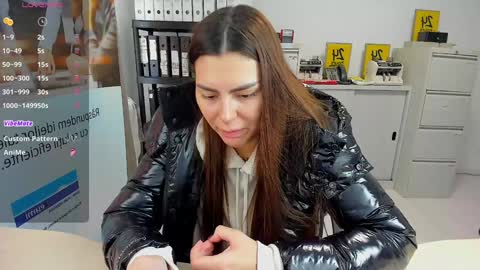 sassytiff online show from February 26, 2025, 12:58 pm