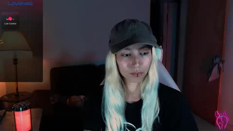 Snapshot of saucy_jenn1 chatting on December 7, 2024, 2:42 am I AM JENN  online show from December 7, 2024, 2:42 am