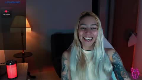 Snapshot of saucy_jenn1 chatting on December 8, 2024, 10:47 pm I AM JENN  online show from December 8, 2024, 10:47 pm