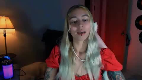 Snapshot of saucy_jenn1 chatting on December 29, 2024, 9:52 pm I AM JENN  online show from December 29, 2024, 9:52 pm