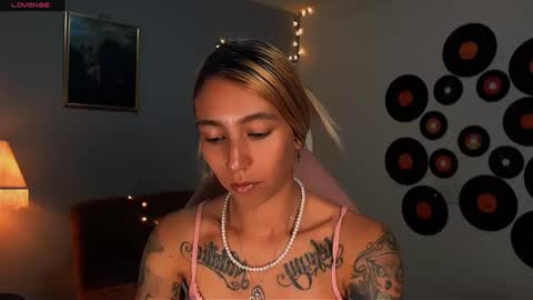 Snapshot of saucy_jenn1 chatting on March 2, 2025, 1:26 am I AM JENN  online show from March 2, 2025, 1:26 am