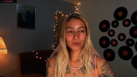 Snapshot of saucy_jenn1 chatting on March 2, 2025, 4:28 am I AM JENN  online show from March 2, 2025, 4:28 am