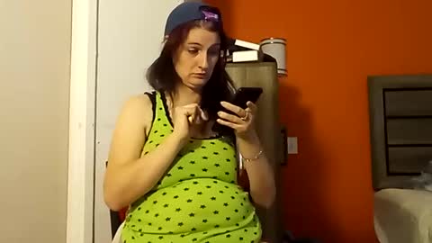 Snapshot of saucybear666 chatting on February 23, 2025, 10:31 pm SnowBunny online show from February 23, 2025, 10:31 pm