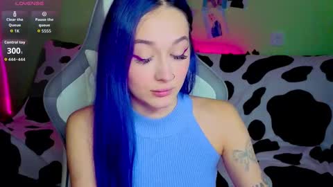 Ariel online show from September 22, 2025, 3:19 am