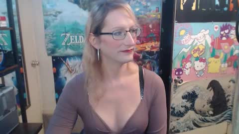 Savanah online show from October 22, 2025, 6:18 pm