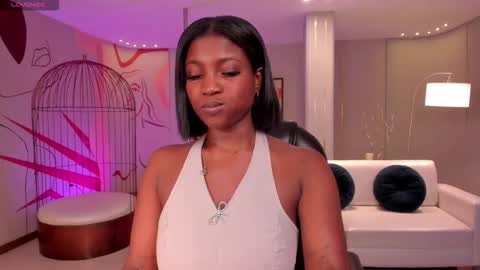 S a v a n n a h  online show from November 29, 2025, 12:52 pm