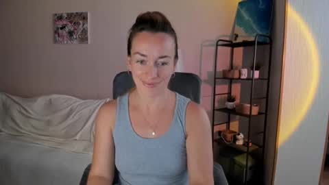 save the qween online show from October 4, 2025, 9:18 am