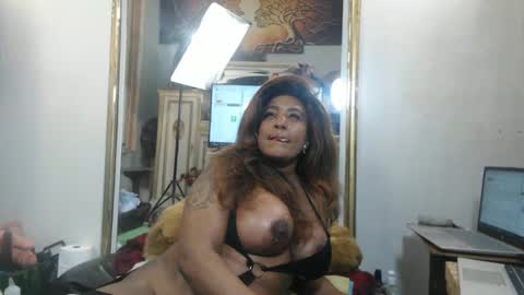 Snapshot of savonsex chatting on March 9, 2025, 4:00 pm savonsex online show from March 9, 2025, 4:00 pm