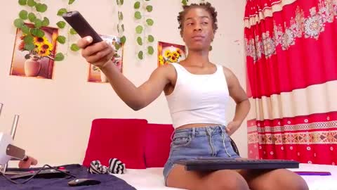 savory_pussy18 online show from December 16, 2025, 1:27 pm