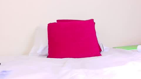 savory_pussy18 online show from December 19, 2025, 3:57 am