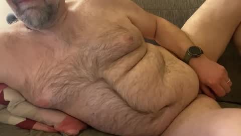 Snapshot of saxbobear chatting on March 13, 2026, 5:36 am SaxBoBear online show from March 13, 2026, 5:36 am