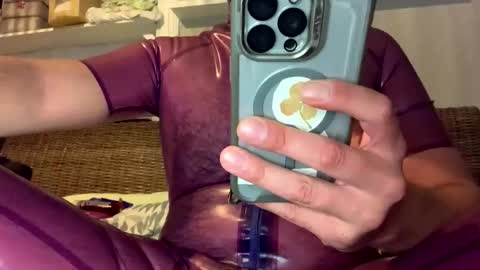 saxonialatexdude online show from September 12, 2025, 8:14 am