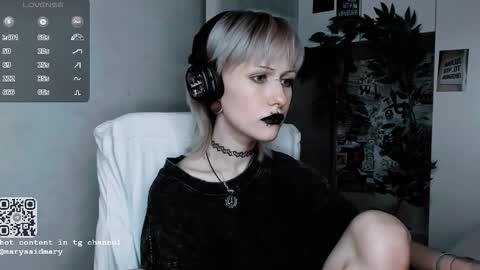 pronoun she. name Mary. age 21. online show from October 15, 2025, 12:44 am